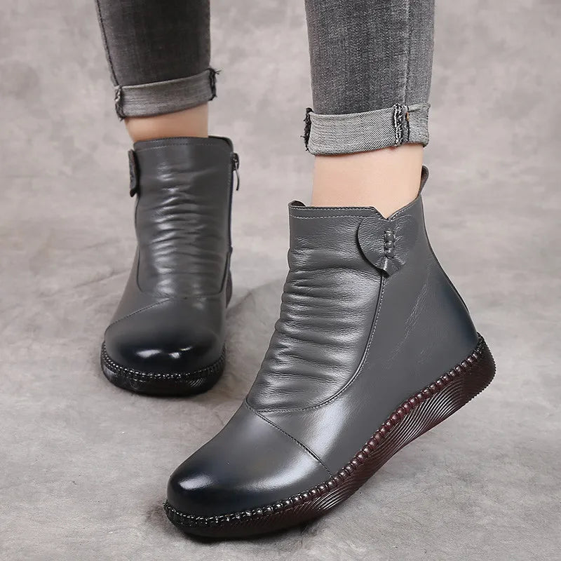 Bota Feminina de Couro Casual Heart