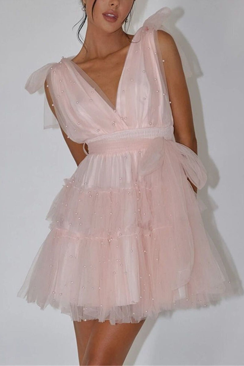 Vestido Aurora de Pérolas – Tule Curto com Camadas Elegantes