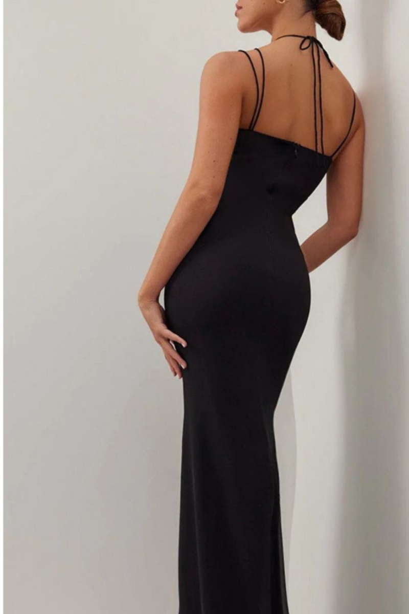 Vestido Eclipse Preto com Tule Elegante