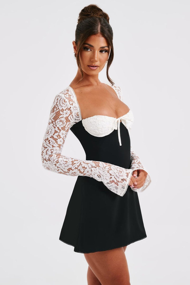 Vestido Noir Romance